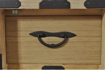 和製アンティーク　明るい木色に上品な金具が映える片開き扉付き総桐二本松箪笥ローチェスト(時代箪笥、衣装箪笥、収納箪笥、和タンス、ローボード、引き出し、テレビ台、テレビボード)(R-077970)