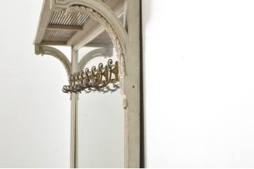 フランスアンティーク　美しい彫刻のシャビーなミラーバックホールスタンド(鏡、コートハンガー、ホールハンガー、ハンガーラック、傘立て、帽子掛け、洋服掛け、店舗什器)(R-077975)