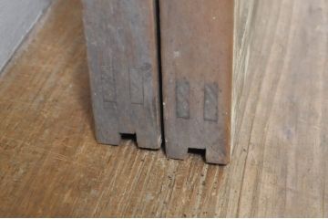 アンティーク建具　レトロな雰囲気が溢れるダイヤガラス窓2枚セット(引き戸、ガラス戸)(R-077979)