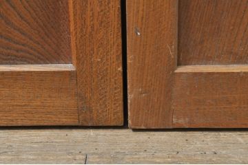 アンティーク建具　欅(ケヤキ)材　懐かしい雰囲気漂う板戸窓4枚セット(引き戸)(R-077980)