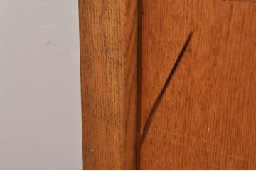 アンティーク建具　欅(ケヤキ)材　懐かしい雰囲気漂う板戸窓4枚セット(引き戸)(R-077980)