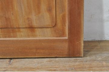 アンティーク建具　欅(ケヤキ)材　経年を感じさせる木味が魅力の一枚板の板戸窓2枚セット(引き戸)(R-077981)