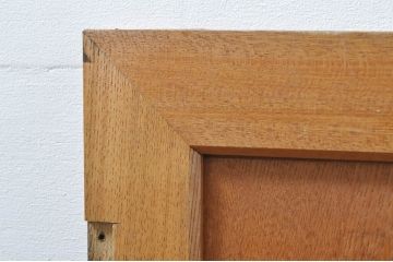 アンティーク建具　欅(ケヤキ)材　どこか懐かしい雰囲気漂う一枚板の両開き扉2枚1対(引き戸、窓)(R-077982)