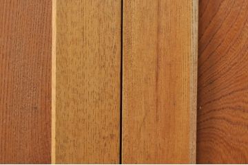 アンティーク建具　欅(ケヤキ)材　どこか懐かしい雰囲気漂う一枚板の両開き扉2枚1対(引き戸、窓)(R-077982)