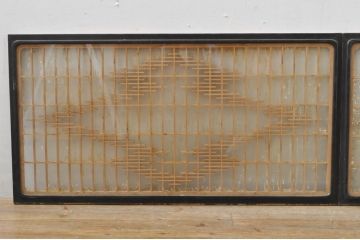 アンティーク建具　落ち着いた和の空間を演出する組子入りガラス欄間2枚セット(明り取り、明かり取り、組子欄間、ランマ)(R-077986)