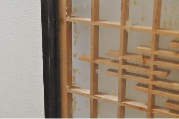 アンティーク建具　落ち着いた和の空間を演出する組子入りガラス欄間2枚セット(明り取り、明かり取り、組子欄間、ランマ)(R-077986)