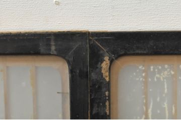 アンティーク建具　落ち着いた和の空間を演出する組子入りガラス欄間2枚セット(明り取り、明かり取り、組子欄間、ランマ)(R-077986)