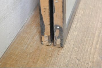 アンティーク建具　落ち着いた和の空間を演出する組子入りガラス欄間2枚セット(明り取り、明かり取り、組子欄間、ランマ)(R-077986)