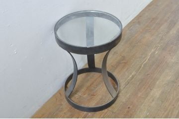 中古　COMPLEX UNIVERSAL FURNITURE SUPPLY(コンプレックス・ユニバーサル・ファニチャー・サプライ)　洗練されたモダンデザインのスカルプチャーサイドテーブル(ガラステーブル、カフェテーブル、コーヒーテーブル、丸テーブル、ラウンドテーブル、花台、飾り台)(定価約13万円)(R-077989)