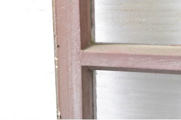 アンティーク建具　ペイント仕上げ限定　どこか懐かしい雰囲気を醸し出す縦長窓1枚(ガラス欄間、明かり取り、明り取り、FIX窓、フィックス窓、ガラス窓、嵌め殺し)(R-077996)