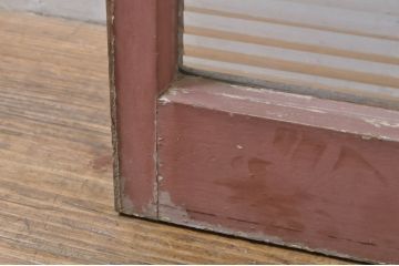 アンティーク建具　ペイント仕上げ限定　どこか懐かしい雰囲気を醸し出す縦長窓1枚(ガラス欄間、明かり取り、明り取り、FIX窓、フィックス窓、ガラス窓、嵌め殺し)(R-077996)