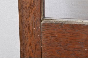 アンティーク建具　ペイント仕上げ限定　どこか懐かしい雰囲気を醸し出す縦長窓1枚(ガラス欄間、明かり取り、明り取り、FIX窓、フィックス窓、ガラス窓、嵌め殺し)(R-077996)