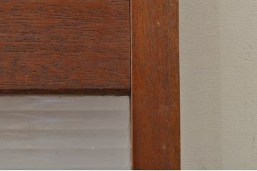 アンティーク建具　ペイント仕上げ限定　どこか懐かしい雰囲気を醸し出す縦長窓1枚(ガラス欄間、明かり取り、明り取り、FIX窓、フィックス窓、ガラス窓、嵌め殺し)(R-077996)