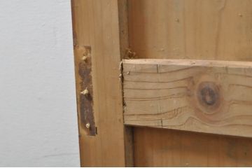 アンティーク建具　時を経た風合いが味わい深い板戸1枚(木製扉)(R-077997)