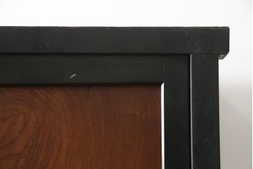 和製アンティーク　前板欅(ケヤキ)材　モダンデザインで現代のお部屋にも取り入れやすい二段重ね収納棚(水屋箪笥、戸棚、キャビネット、食器棚)(R-078008)