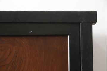 和製アンティーク　前板欅(ケヤキ)材　モダンデザインで現代のお部屋にも取り入れやすいサイドボード(水屋箪笥、戸棚、サイドキャビネット、食器棚)(R-078009)