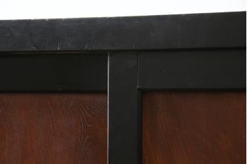 和製アンティーク　前板欅(ケヤキ)材　モダンデザインで現代のお部屋にも取り入れやすいサイドボード(水屋箪笥、戸棚、サイドキャビネット、食器棚)(R-078009)