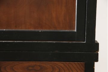 和製アンティーク　前板欅(ケヤキ)材　モダンデザインで現代のお部屋にも取り入れやすいサイドボード(水屋箪笥、戸棚、サイドキャビネット、食器棚)(R-078009)