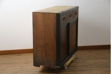 和製アンティーク　前板欅(ケヤキ)材　モダンデザインで現代のお部屋にも取り入れやすいサイドボード(水屋箪笥、戸棚、サイドキャビネット、食器棚)(R-078010)