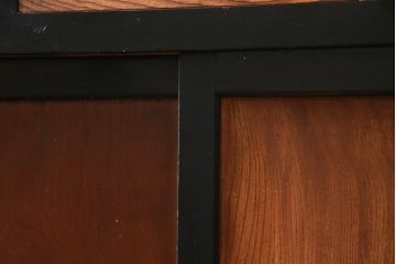和製アンティーク　前板欅(ケヤキ)材　モダンデザインで現代のお部屋にも取り入れやすいサイドボード(水屋箪笥、戸棚、サイドキャビネット、食器棚)(R-078010)