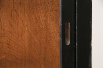 和製アンティーク　前板欅(ケヤキ)材　モダンデザインで現代のお部屋にも取り入れやすいサイドボード(水屋箪笥、戸棚、サイドキャビネット、食器棚)(R-078010)
