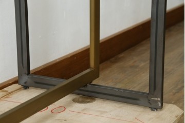 中古　美品!!　スタイリッシュなアパレル用ハンガーラック　(R-078018)