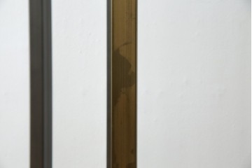 中古　美品!!　直線的なデザインがスタイリッシュなアパレル用ハンガーラック　(R-078019)