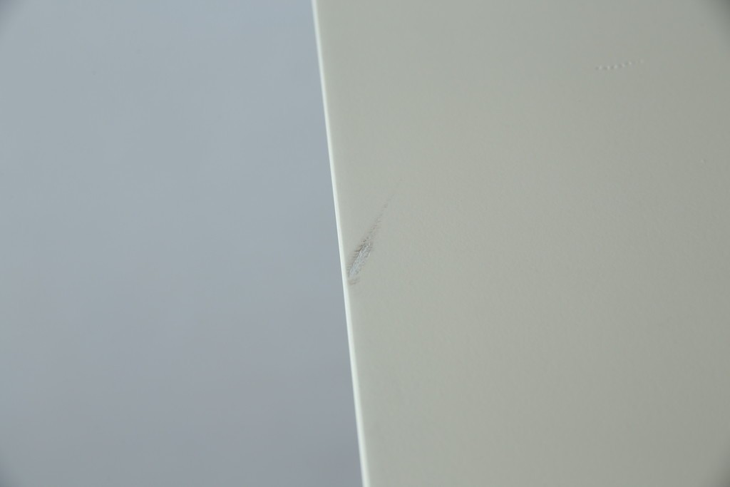 中古　美品!!　直線的なデザインがスタイリッシュなアパレル用ハンガーラック　(R-078019)