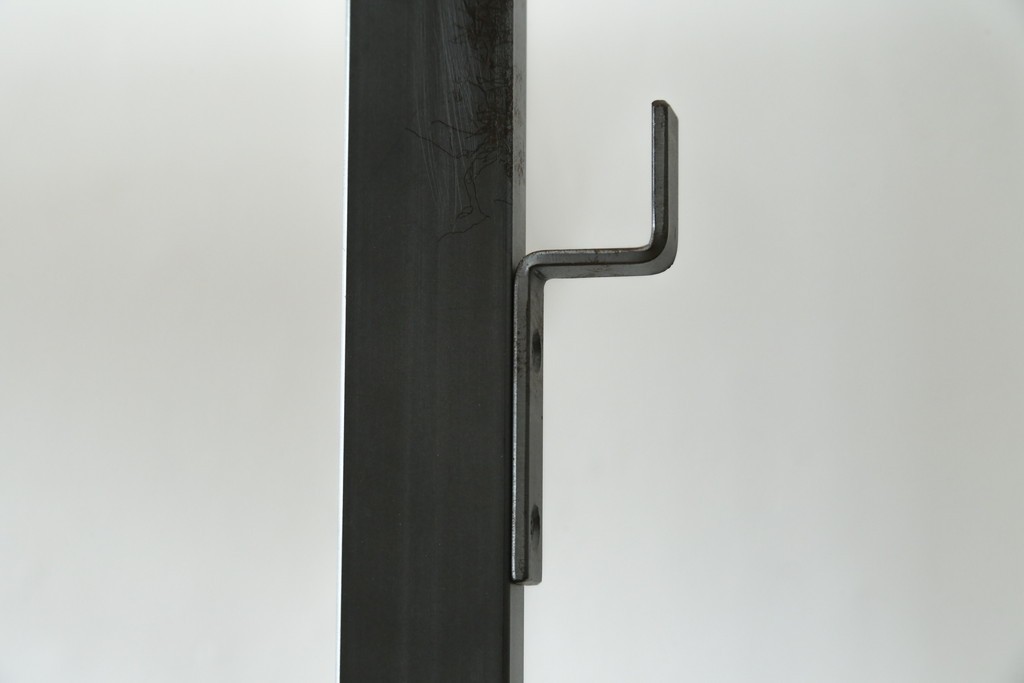 中古　美品!!　スタイリッシュなアパレル用ハンガーラック　(R-078020)