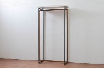 中古　美品!!　直線的なデザインがスタイリッシュなアパレル用ハンガーラック(ポールハンガー、洋服掛け、コート掛け、店舗什器)(R-078021)