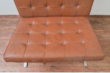 ビンテージ　本革　Knoll(ノル)　スタイリッシュなデザインでお部屋の雰囲気をカッコよくしてくれるバルセロナチェア(ラウンジチェア、1人掛けソファ、椅子、イス、ヴィンテージ)(R-078026)