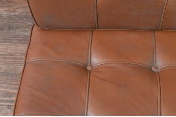 ビンテージ　本革　Knoll(ノル)　スタイリッシュなデザインでお部屋の雰囲気をカッコよくしてくれるバルセロナチェア(ラウンジチェア、1人掛けソファ、椅子、イス、ヴィンテージ)(R-078026)