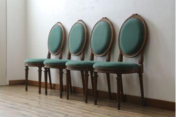 中古　イタリア家具　細やかな装飾が目を惹くエレガントなダイニングチェア4脚セット(椅子、イス、バラ売り可能)(R-078030)