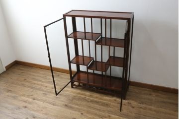 和製ビンテージ　花梨(カリン)材　薄型　コレクションをお洒落にディスプレイできる違い棚のガラスケース(Gケース、ショーケース、キャビネット、飾り棚、陳列棚、店舗什器、ヴィンテージ)(R-078043)