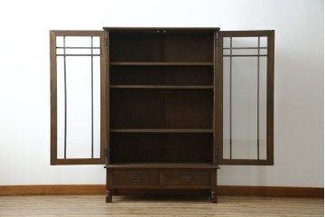 和製アンティーク　ナラ材　昔懐かしい雰囲気漂う脚付きブックケース　(R-078051)