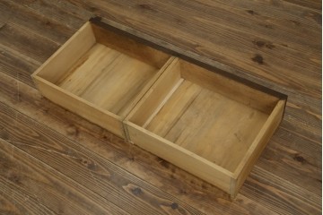 和製アンティーク　ナラ材　昔懐かしい雰囲気漂う脚付きブックケース　(R-078051)