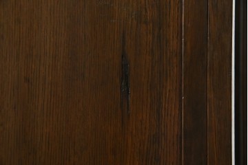 和製アンティーク　ナラ材　昔懐かしい雰囲気漂う脚付きブックケース　(R-078051)