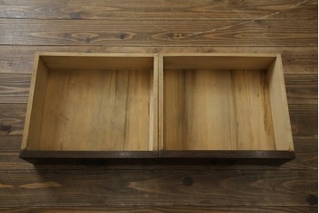 和製アンティーク　ナラ材　昔懐かしい雰囲気漂う脚付きブックケース　(R-078051)