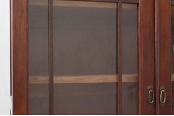 和製アンティーク　ナラ材　昔懐かしい雰囲気漂う脚付きブックケース(本箱、本棚、書棚、収納棚、戸棚、キャビネット、飾り棚)(R-078051)