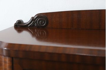 イギリスアンティーク　マホガニー材　クラシカルな佇まいが魅力的なキャビネット(ガラスケース、ショーケース、飾り棚、収納棚、戸棚、英国)(R-078052)