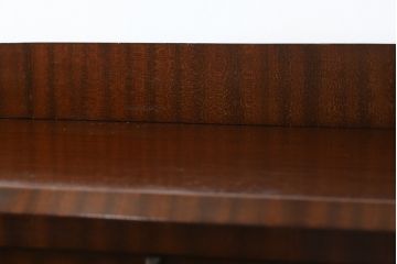 イギリスアンティーク　マホガニー材　クラシカルな佇まいが魅力的なキャビネット(ガラスケース、ショーケース、飾り棚、収納棚、戸棚、英国)(R-078052)