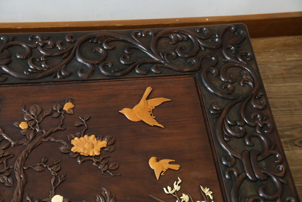 和製ヴィンテージ　最高級　総紫檀(シタン)彫刻　まるで美術品!!　置いてあるだけで存在感を放つ花鳥図と龍の総彫りが見事な座卓　定価約170万円　(R-078065)