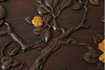 和製ヴィンテージ　最高級　総紫檀(シタン)彫刻　まるで美術品!!　置いてあるだけで存在感を放つ花鳥図と龍の総彫りが見事な座卓　定価約170万円　(R-078065)