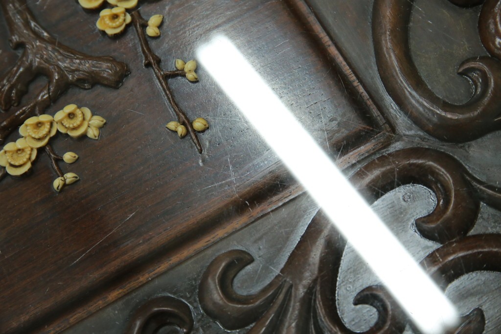 和製ヴィンテージ　最高級　総紫檀(シタン)彫刻　まるで美術品!!　置いてあるだけで存在感を放つ花鳥図と龍の総彫りが見事な座卓　定価約170万円　(R-078065)