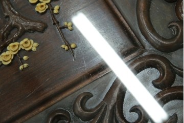 和製ヴィンテージ　最高級　総紫檀(シタン)彫刻　まるで美術品!!　置いてあるだけで存在感を放つ花鳥図と龍の総彫りが見事な座卓　定価約170万円　(R-078065)