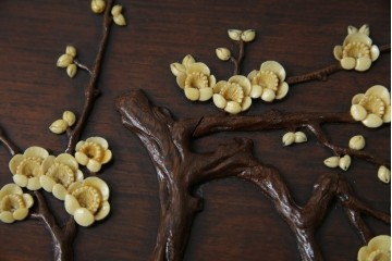 和製ヴィンテージ　最高級　総紫檀(シタン)彫刻　まるで美術品!!　置いてあるだけで存在感を放つ花鳥図と龍の総彫りが見事な座卓　定価約170万円　(R-078065)