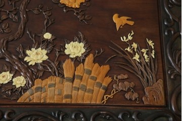 和製ヴィンテージ　最高級　総紫檀(シタン)彫刻　まるで美術品!!　置いてあるだけで存在感を放つ花鳥図と龍の総彫りが見事な座卓　定価約170万円　(R-078065)