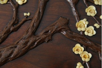 和製ヴィンテージ　最高級　総紫檀(シタン)彫刻　まるで美術品!!　置いてあるだけで存在感を放つ花鳥図と龍の総彫りが見事な座卓　定価約170万円　(R-078065)