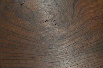 和製アンティーク　三方欅(ケヤキ)材　前面玉杢　黒柿材の縁がアクセントの茶箪笥　(R-078067)