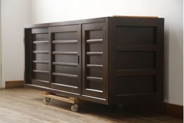 中古　美品　松本民芸家具　和モダンな雰囲気を醸し出す舞良型ローボード(サイドボード、テレビ台、テレビボード、リビングボード、収納棚、戸棚)(R-078079)